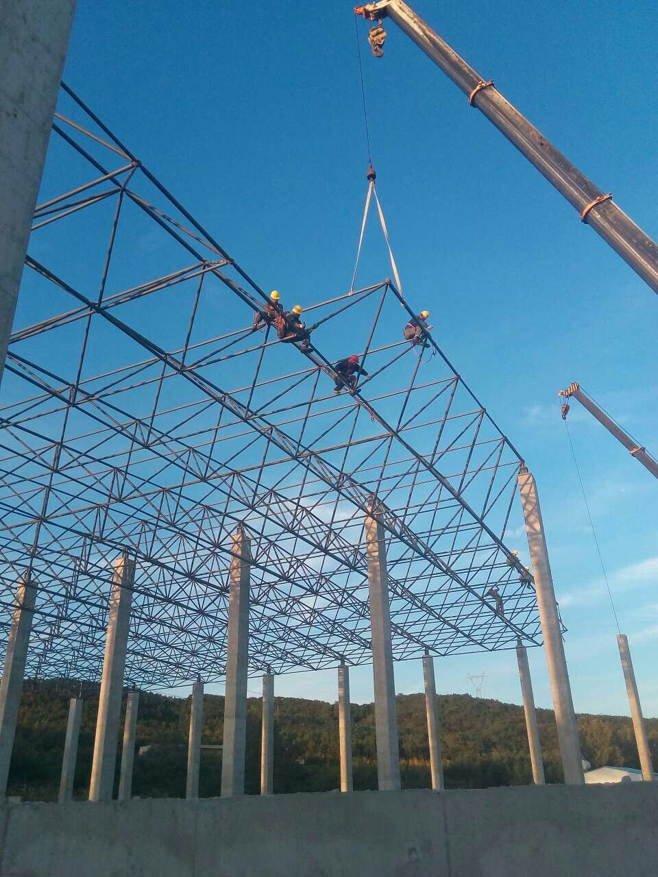 达州汪清物流园网架